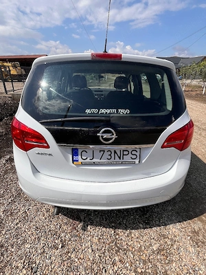 Vând Opel Meriva B motor 1, 4 benzina turbo an fabricație 2011 Euro 5  - imagine 9