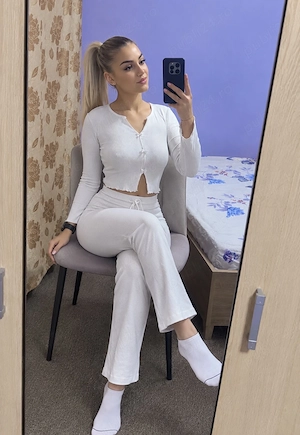 Show web și apoi întâlniri sms whapp