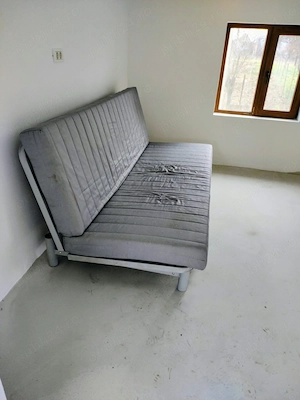 Proprietate spațioasă compusă din 2 corpuri separate de casă. - imagine 7