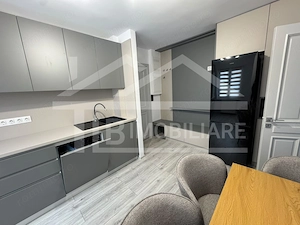 Apartament cu 2 camere, 50 mp, decomandat, Zona Fortuna - imagine 7