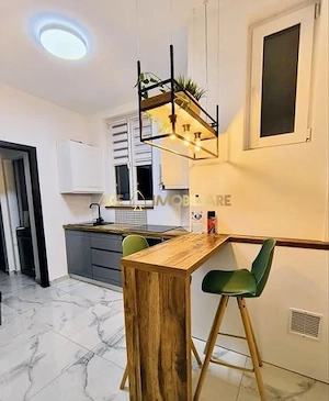 4 Camere de inchiriat | Ultracentral |Centrala Proprie | Mobilat - imagine 3
