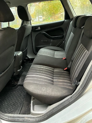 Ford Focus 1.6 TDCi 109 CP   Foarte întreținut   Proprietar - imagine 7