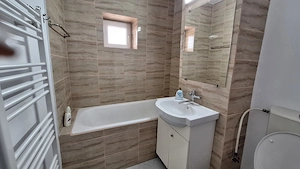Inchiriere apartament 3 camere Capitol Constanta - imagine 2