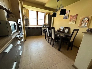 Închiriez apartament 3 camere ultracentral - imagine 4