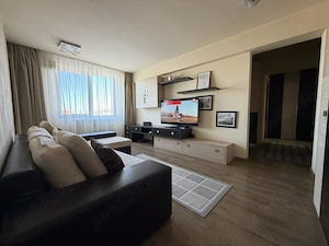 Închiriez apartament 3 camere ultracentral - imagine 6