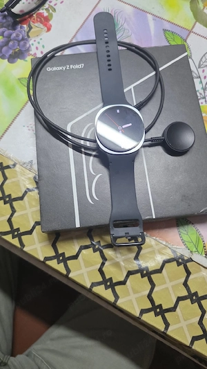 vand telefon z fold 7 si ceas