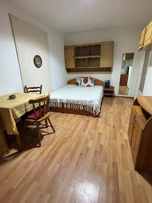 Închiriez garsonieră 37 mp, Micălaca zona 300   direct proprietar