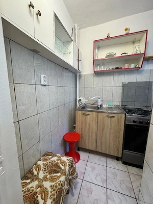 Închiriez garsonieră 37 mp, Micălaca zona 300   direct proprietar - imagine 4