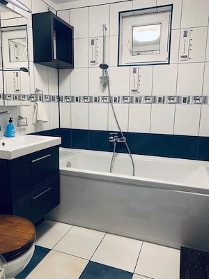 Inchiriez apartament 3 camere Teiul Doamnei - imagine 3