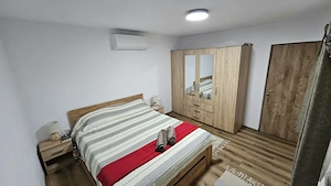 Casa 2 dormitoare, living si bucatarie open space, complet renovata si utilata,la 4 min Dunare  - imagine 3