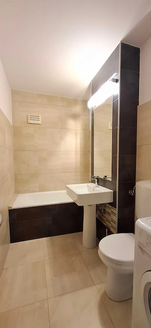 Inchiriez apartament 2 camere modern + loc de parcare   Racadau   Etaj 2 - imagine 7