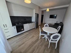 Prima închiriere! Apartament cu 2 camere la parter + curte + terasa + loc de parcare, Șelimbăr,Sibiu