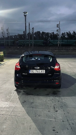 Ford Focus 2013 1.0 EcoBoost - imagine 4