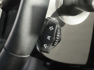 Renault Megane IV Sedan 1.3 TCe Intense (2019) - imagine 10