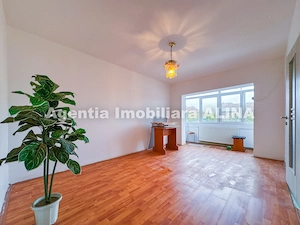 Garsoniera modesta in Loc. Simeria, Jud. HD, Bld. 1 Decembrie, 25 mp, decomandata, etaj 4. - imagine 7