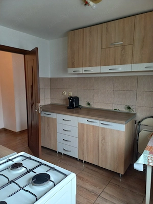 Inchiriez apartament 2 camere zona Baicului - imagine 2