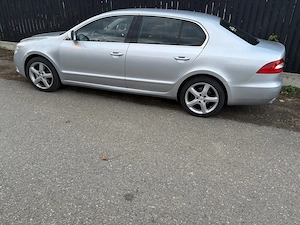 Vând Skoda superb 2 euro 5 - imagine 4