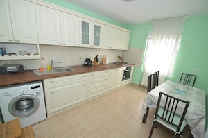 Apartament decomandat cu garaj in zona Cluj - imagine 3