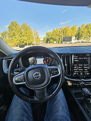Volvo xc60 d4 AWD  - imagine 3