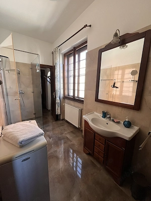 Apartament cu 1 dormitor, ultracentral, în clădire Art Deco interbelică - imagine 6