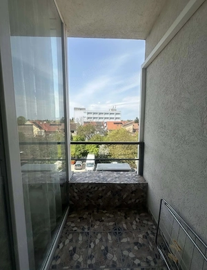 Închiriez apt central  - imagine 5