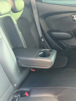 Vând Hyundai IX35, automată,2010,motor2.0,185000km,prima proprietara in RO - imagine 10