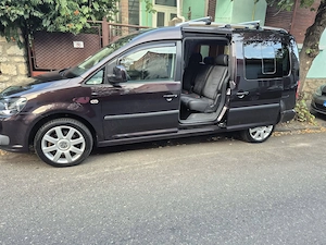 Vând VW CADDY MAXI-7 locuri,2011 12,motor 2.0 - imagine 2