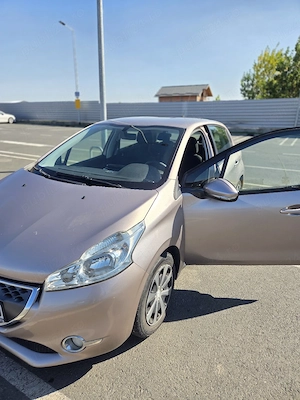 peugeot 208 - imagine 6