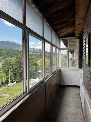 Apartament 2 camere | 53,19 mp | Bloc din cărămidă | Vedere spre munte | Lupeni