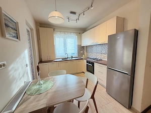 inchiriez apartament 3 camere bloc nou Atadului - imagine 2
