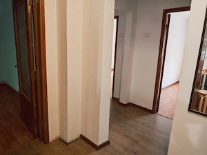 vand apartament 3 camere decomandat 1 Mai - imagine 4