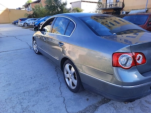 Vând Passat B 6 Berlina - imagine 5