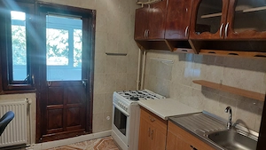 Închiriez apartament 2 camere zona Ciuperca - imagine 3