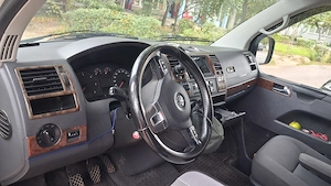 Vw t5 caravelle motor 2.5 131 cai - imagine 5