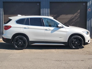 BMW X1   2017    sDRIVE 18i - imagine 3