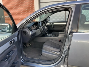 Touareg 2.5 TDI 2004 automat defect - imagine 4
