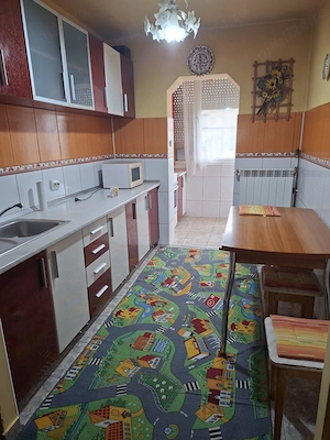 Apartament 2 camere etaj 4 , balcon, Rogerius - imagine 5