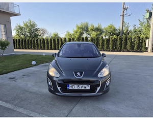 Peugeot 308 1.6 e-HDI 2011 - imagine 3