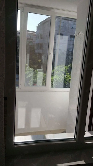Închiriez garsonieră în Nufărul, lângă Lotus Mall, mobilată și utilată. - imagine 2