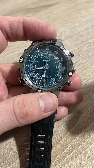 Vand ceas Timex functii de busola, termometru, maree, 100m adancime