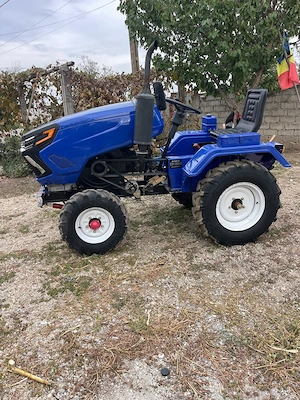 Tractoras heimdall 22 cp cu 23 ore de funcționare  - imagine 2
