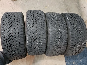 Anvelope Bridgestone iarna 225 45 18