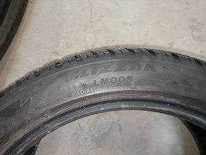 Anvelope Bridgestone iarna 225 45 18 - imagine 8
