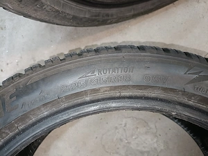 Anvelope Bridgestone iarna 225 45 18 - imagine 7