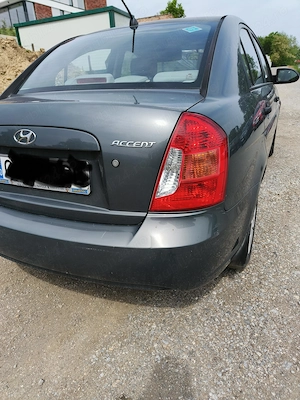 Hyundai accent GPL - imagine 3