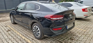 Hyundai i30 Fastback 1.5 T-GDI MHEV, Garantie pana in Aprilie 2029 - imagine 4