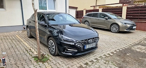 Hyundai i30 Fastback 1.5 T-GDI MHEV, Garantie pana in Aprilie 2029 - imagine 5