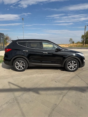 Vând masina Hyundai Santa Fe - imagine 3