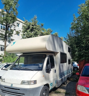 Autorulota Fiat Ducato cu 6 locuri