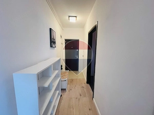 Apartament cu 3 camere de închiriat în zona Lazaret